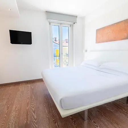 Life Seaview & Hotel