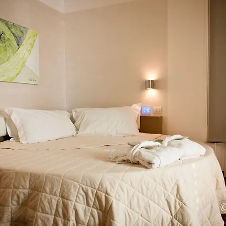 Life Seaview & 4*