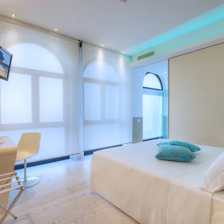 Life Seaview & Hotel 4*