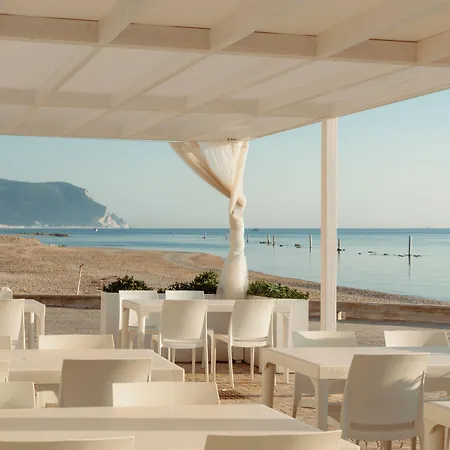 Life Seaview & Porto Recanati